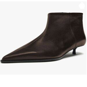 Chic Dark Brown Heeled Ankle Boots with pointed toe and kitten heel